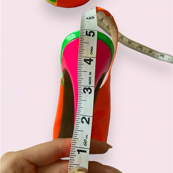 SOLD • neon Guess heels - Picture 8 of 8